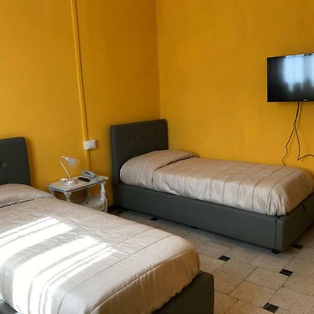 Albergo Antica Lanterna Castelnuovo di Garfagnana Bagian luar foto