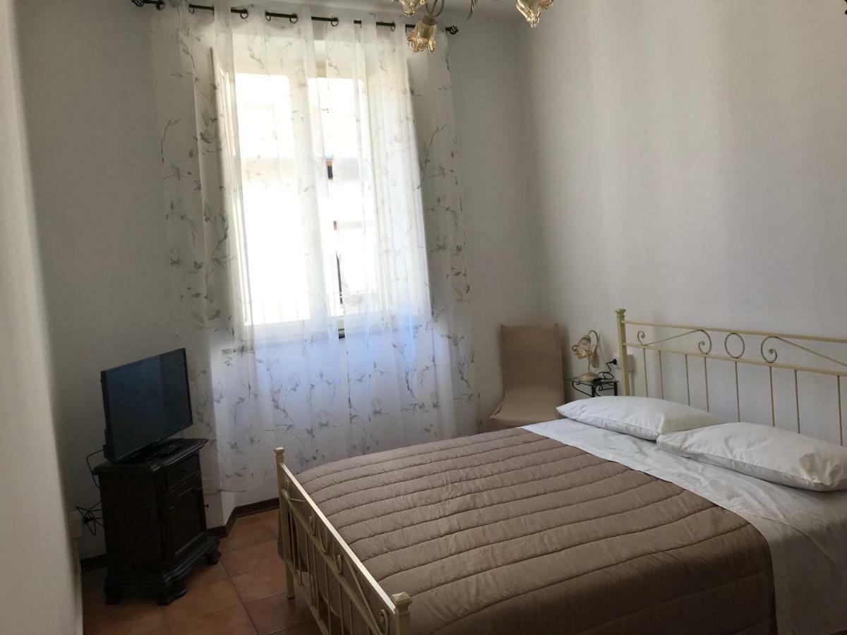 Albergo Antica Lanterna Castelnuovo di Garfagnana Bagian luar foto