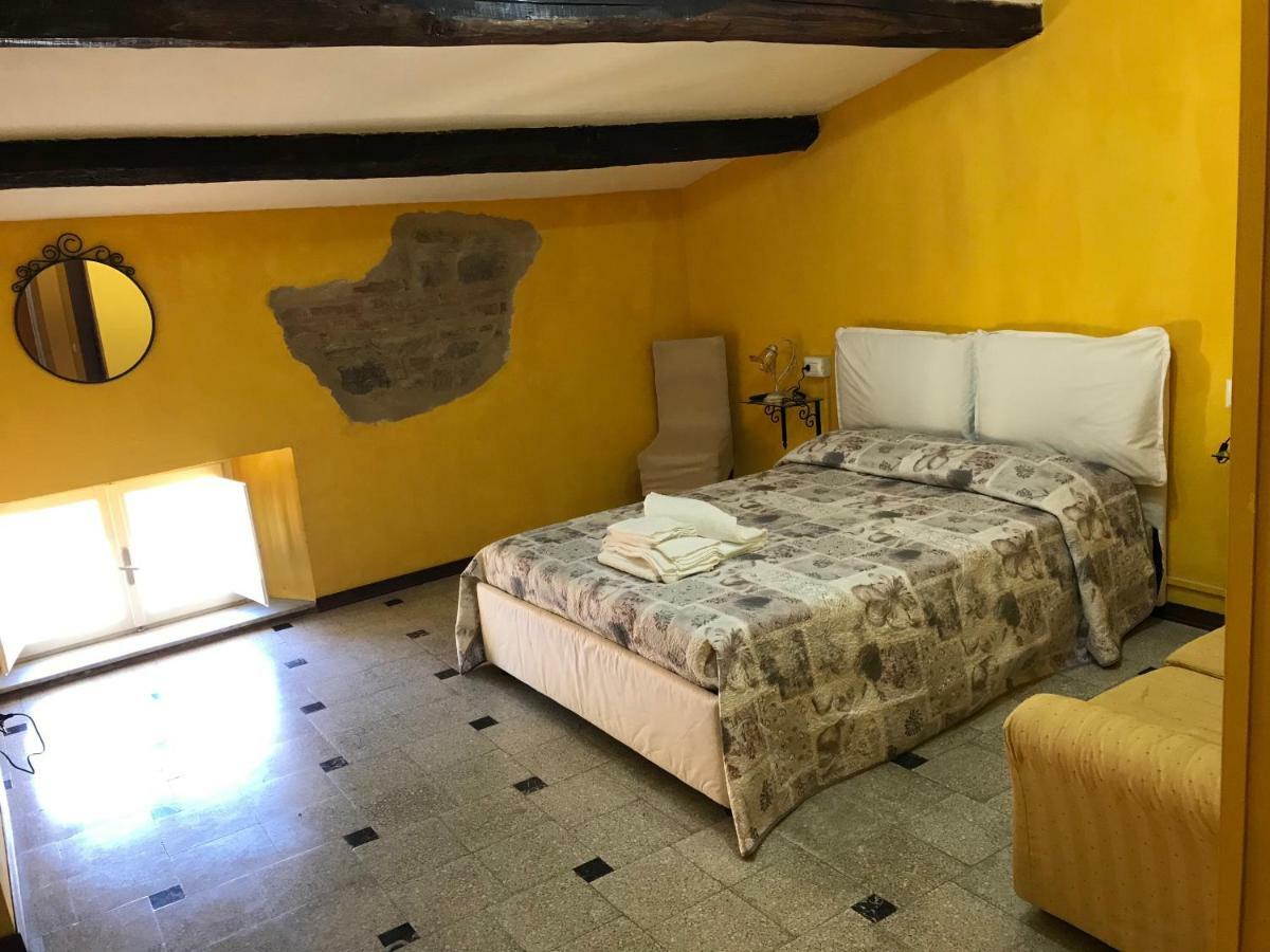 Albergo Antica Lanterna Castelnuovo di Garfagnana Bagian luar foto