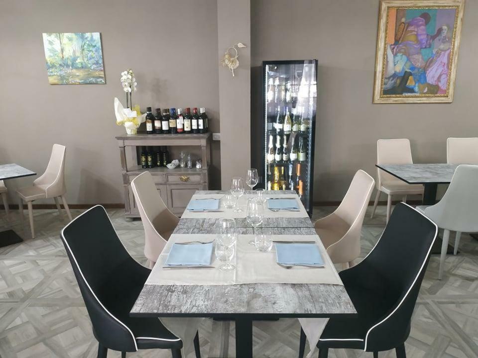 Albergo Antica Lanterna Castelnuovo di Garfagnana Bagian luar foto